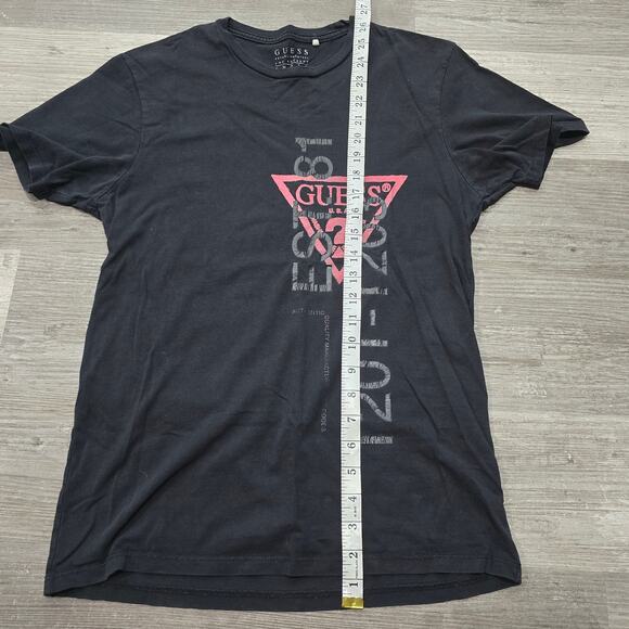 Vintage GUESS USA Established 81 Black w Red Logo Crew Neck Short Sleeve T Shirt - Picture 4 of 6
